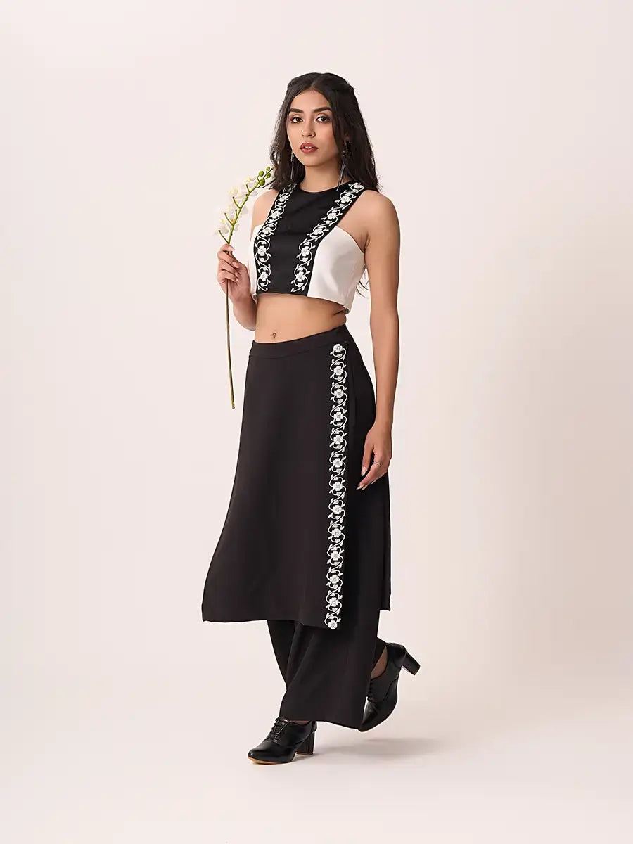 Embroided Black and White Crop Top