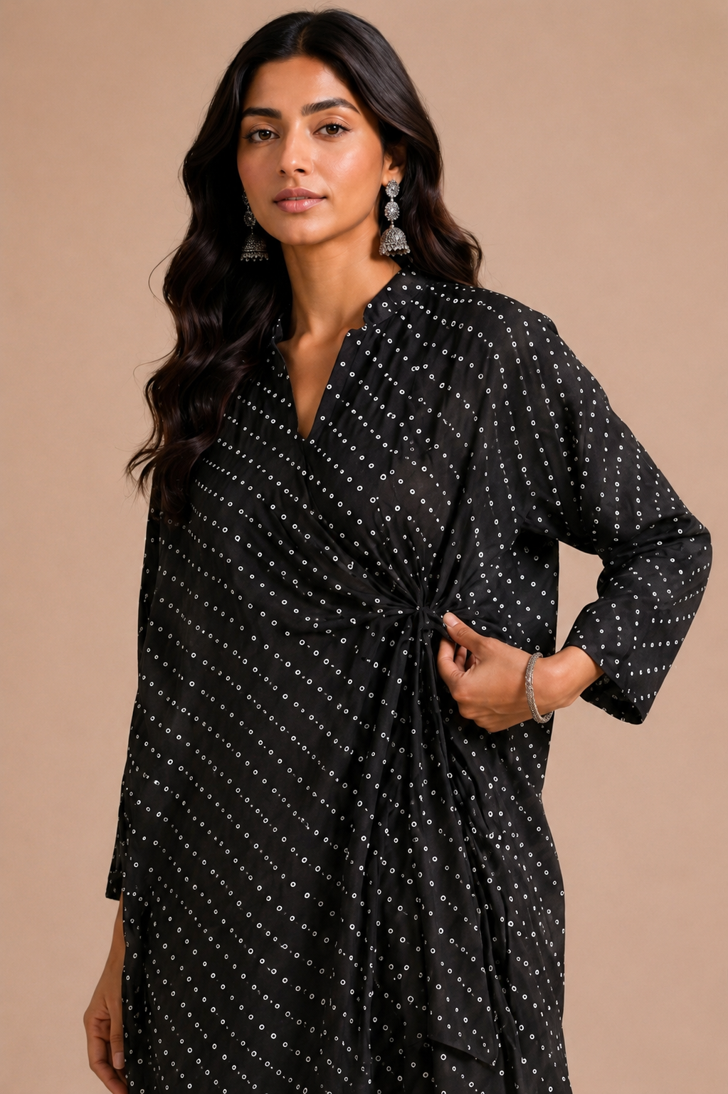 BLACK DOT PRINT ANTI-FIT KURTA SET