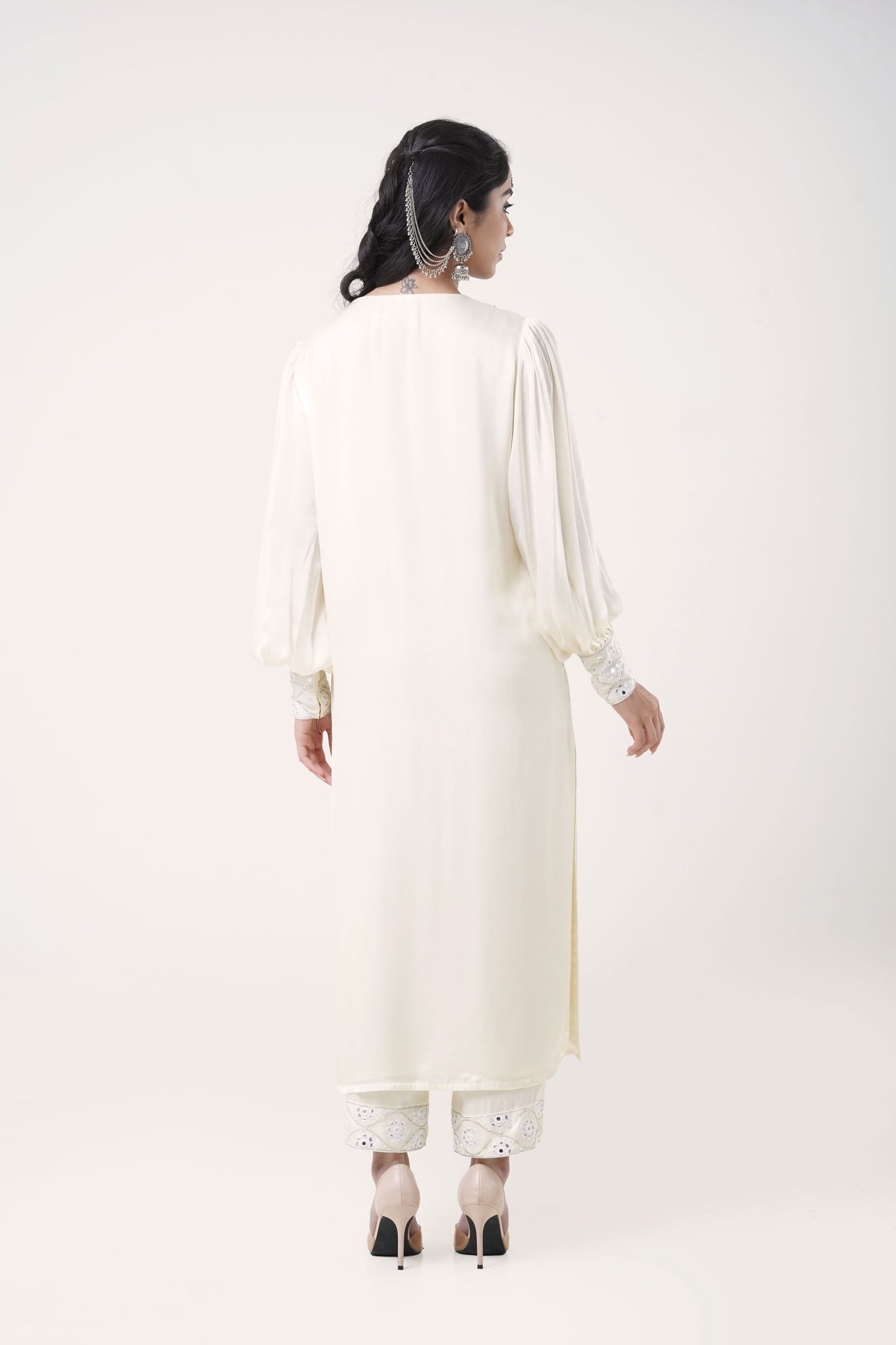Lucknow Ivory Embroidered Kurta Set with Balloon Sleeves